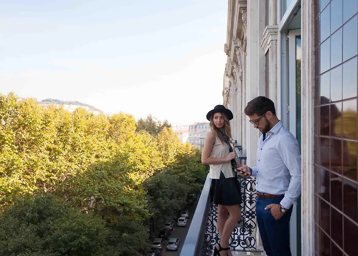 بيساهوتيل ليبردادي Lisboa