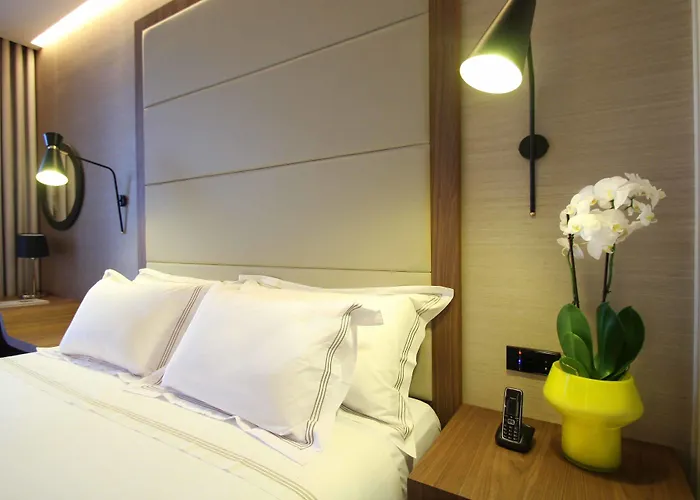 بيساهوتيل ليبردادي 4* Lisboa