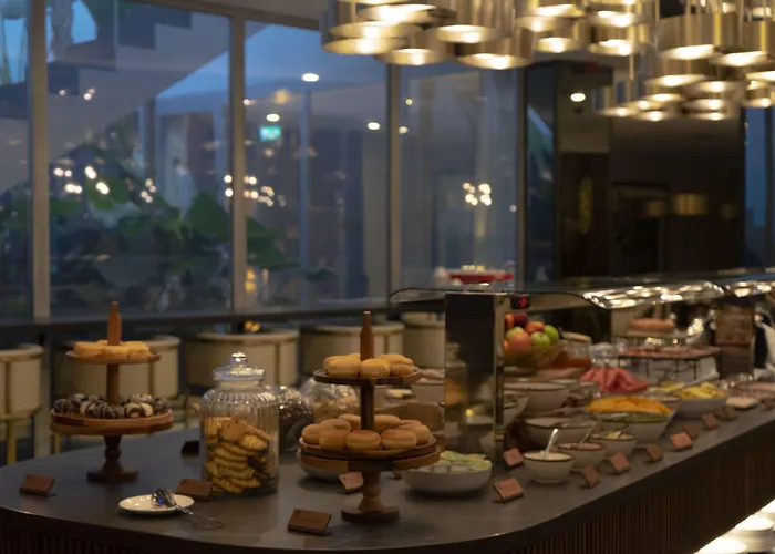 بيساهوتيل ليبردادي فندق 4*