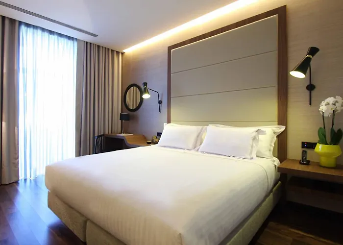 بيساهوتيل ليبردادي 4* Lisboa